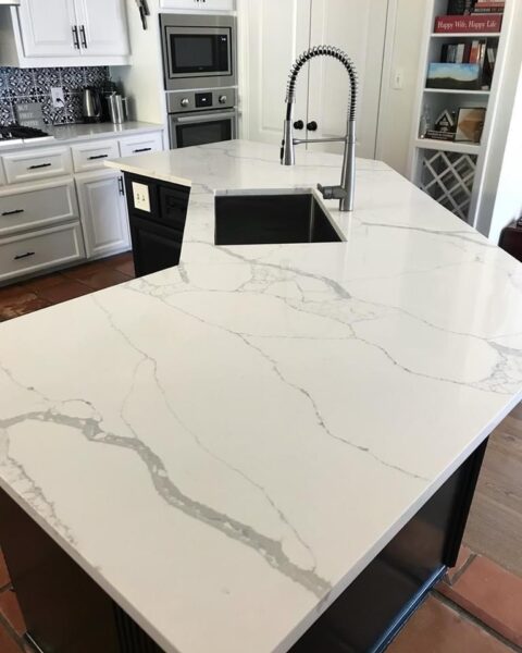 OUR COLLECTION | QUARTZ | CALACATTA MYSTERIO | DETAIL — Austin Granite ...